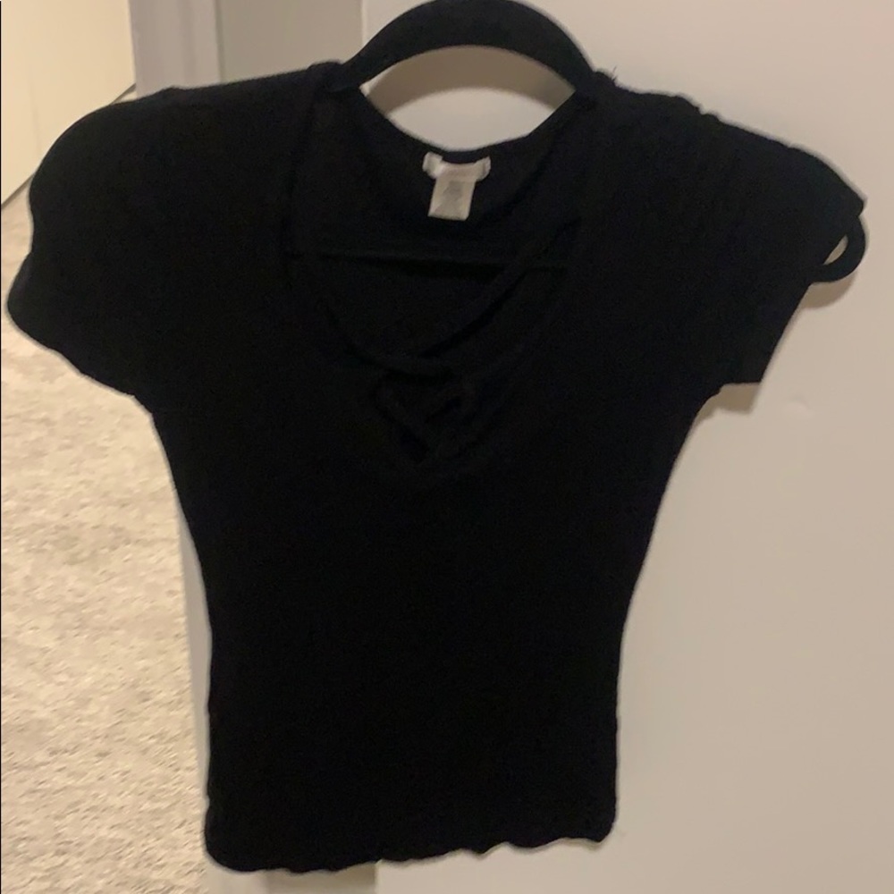 Black T-shirt size small